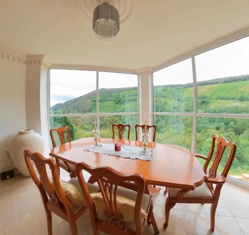 Rowan House Bed Breakfast Main House & Self Contained Self Catering Apartment Cymmer Extérieur photo